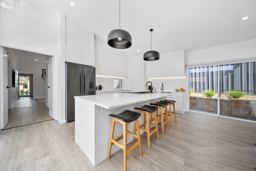 Kitchen island with pendant lighting