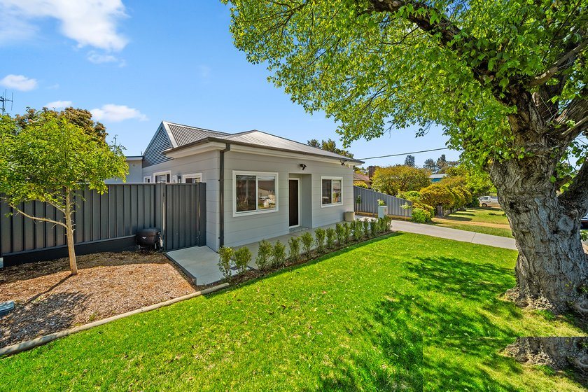 Renovated home exterior in Queanbeyan, full repaint and makeover